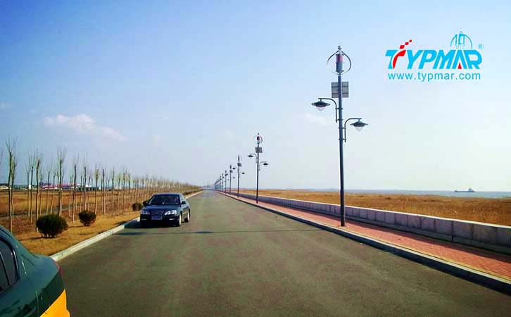 遼寧營口風(fēng)光互補(bǔ)路燈工程 風(fēng)力發(fā)電機(jī)300W