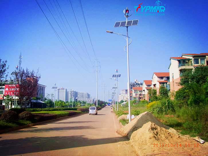 湖南長沙風(fēng)光互補(bǔ)路燈工程 風(fēng)力發(fā)電機(jī)300W